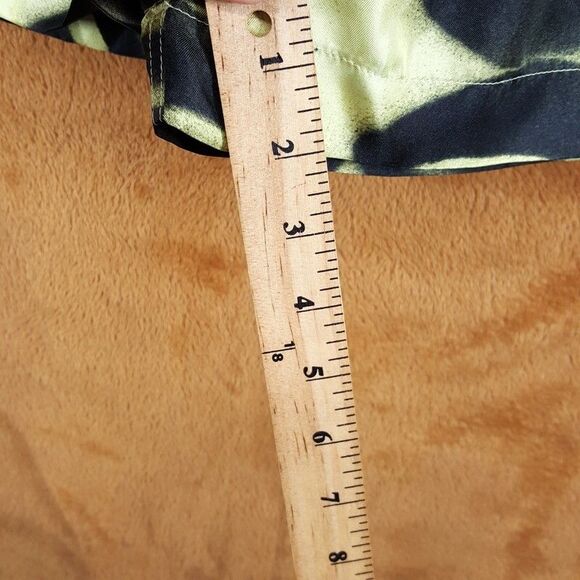 NANUSHKA Shorts Mens Medium Yellow Black Swirl Spray 100% Silk AMIL $495 - Picture 8 of 9